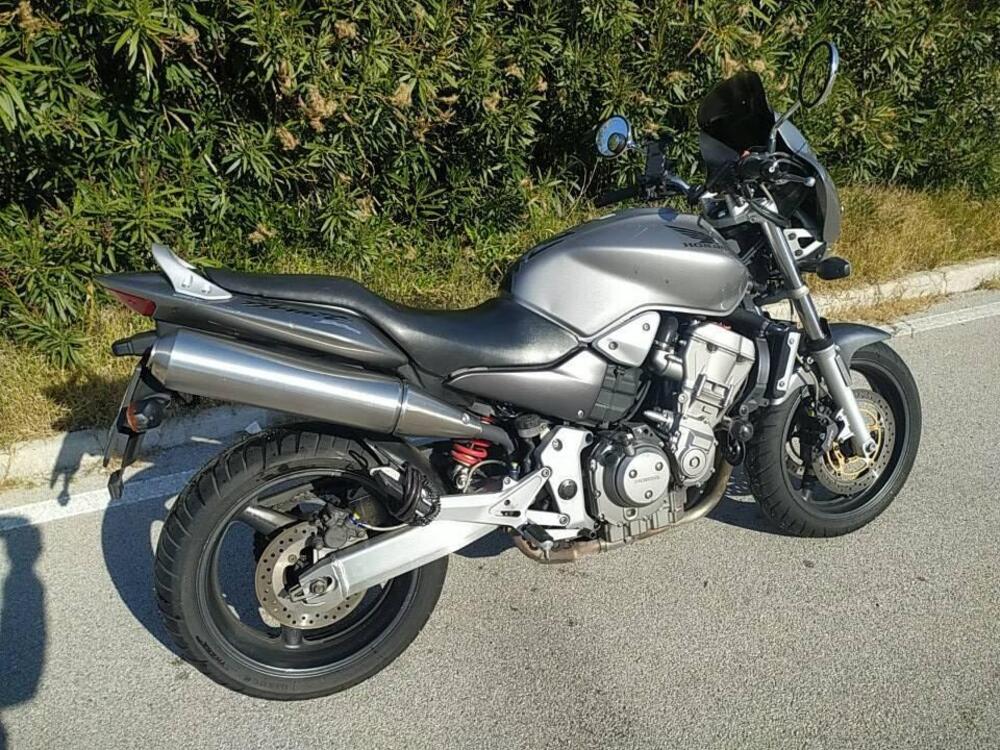 Honda Hornet 900 (6)