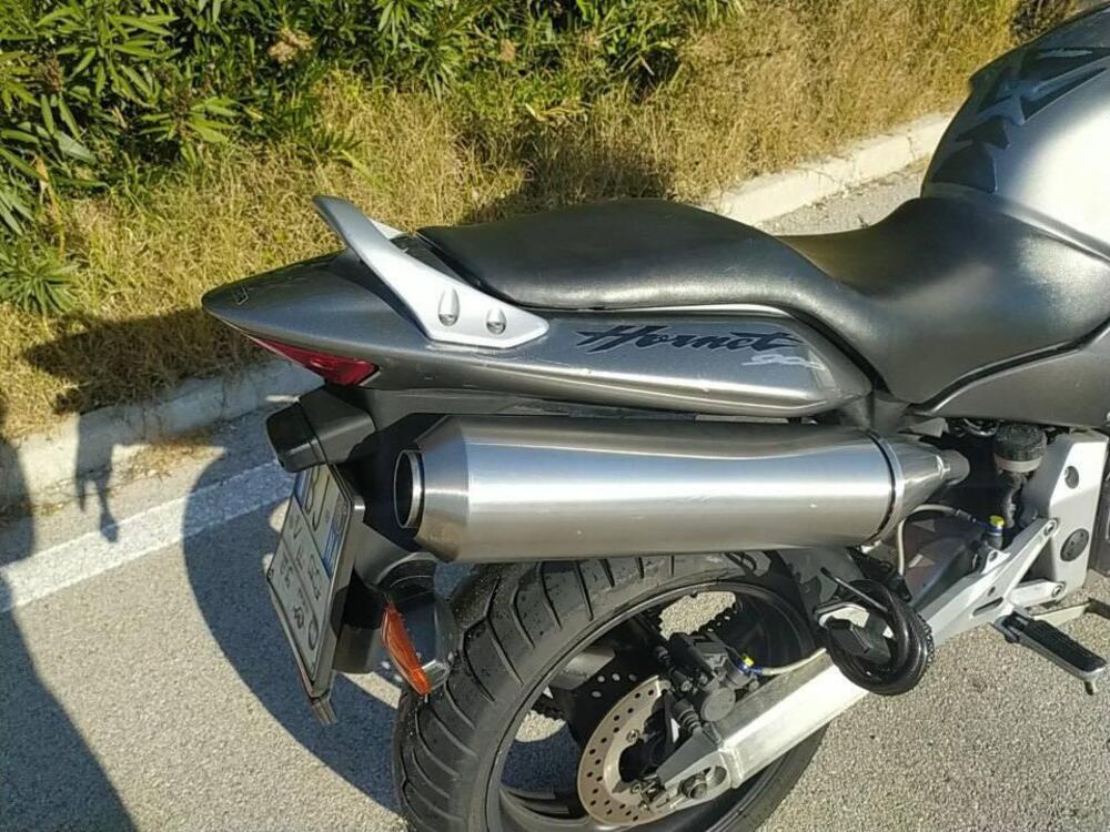Honda Hornet 900 (7)