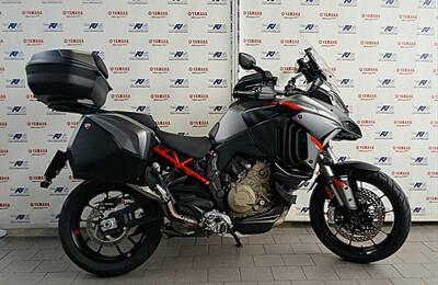 Ducati Multistrada V4 S Grand Tour (2024) usata