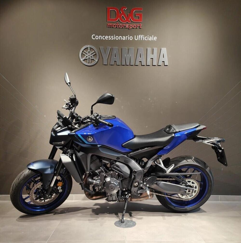 Yamaha MT-09 Y-AMT (2024 - 26) (4)