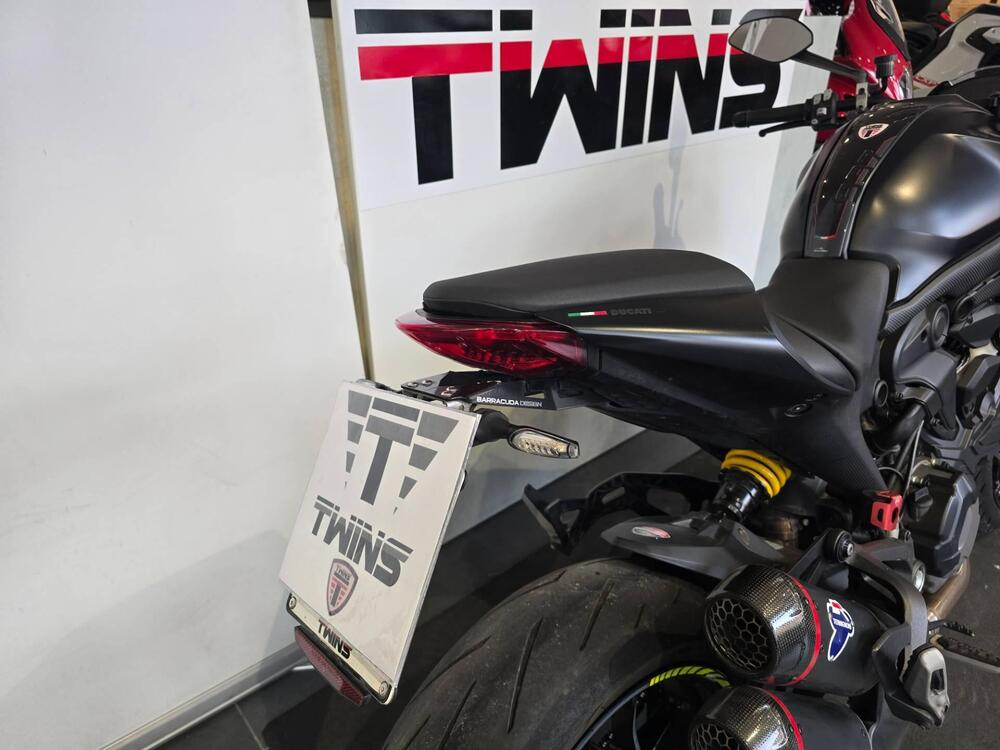 Ducati Monster 937 + (2021 - 25) (9)