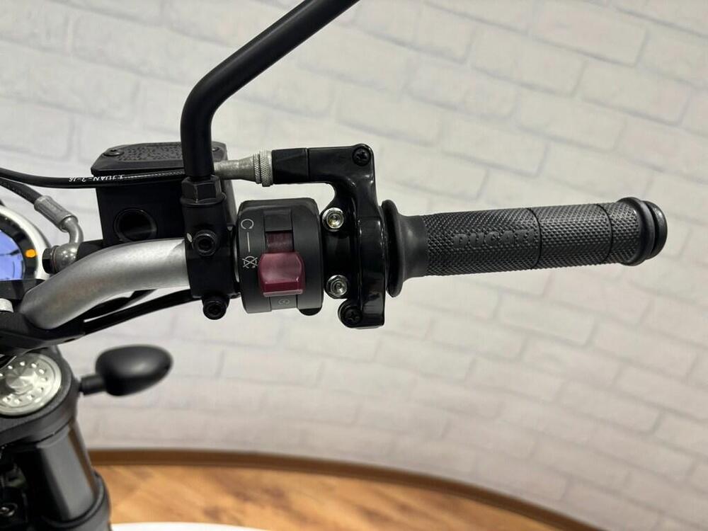 Ducati Scrambler 800 Flat Track Pro (2016 - 17) (12)