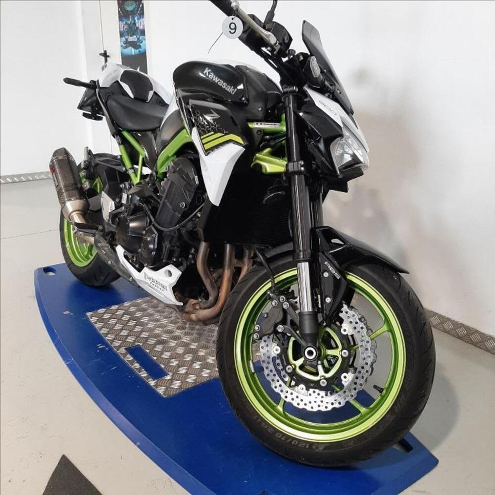Kawasaki Z 900 Performance (2019) (2)