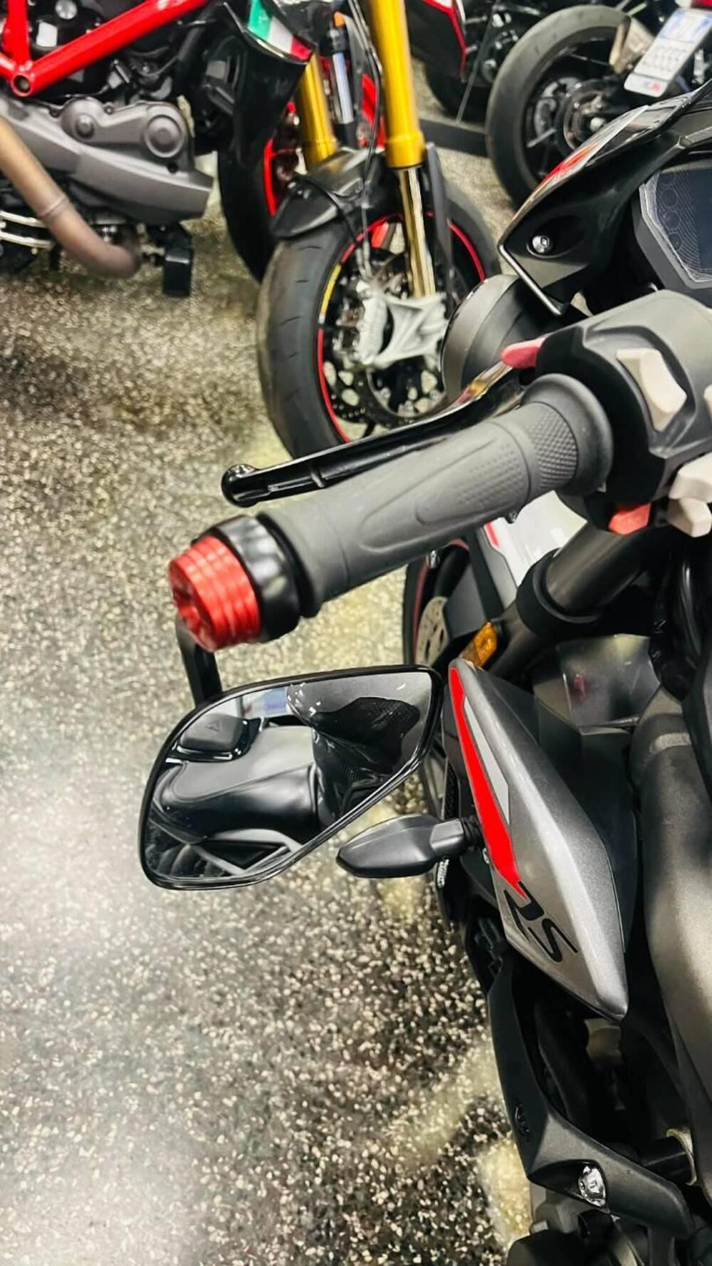 Triumph Street Triple RS (2020 - 22) (5)