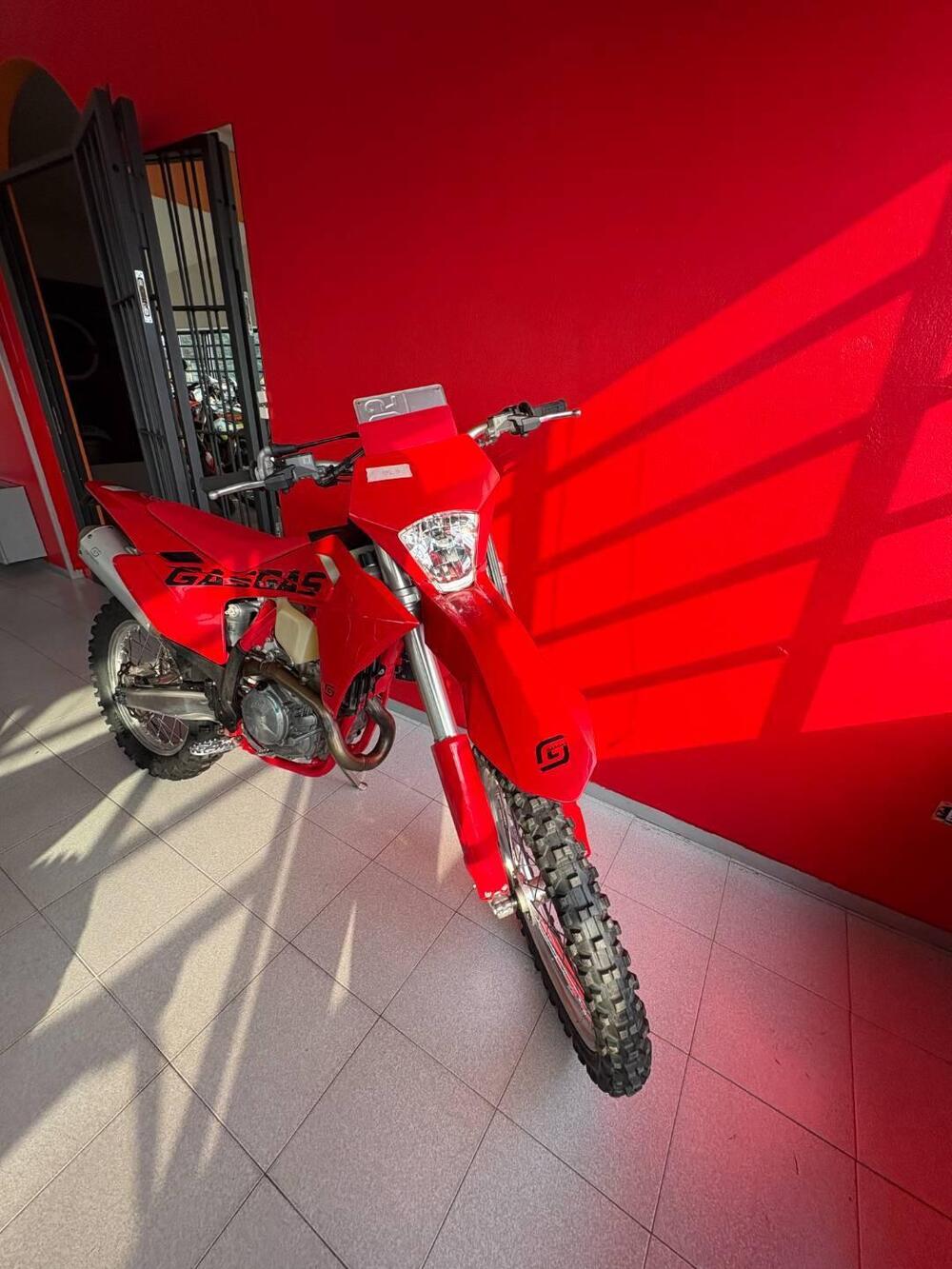 GASGAS EC 450 F (2025) (3)