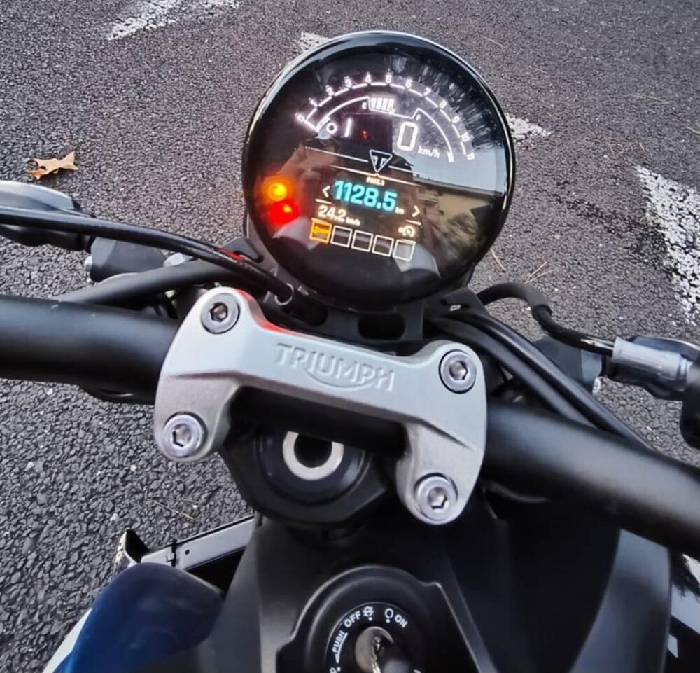 Triumph Trident 660 (2025) (4)