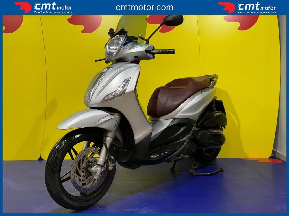 Piaggio Beverly 350 SportTouring ie ABS (2011 - 17) (2)