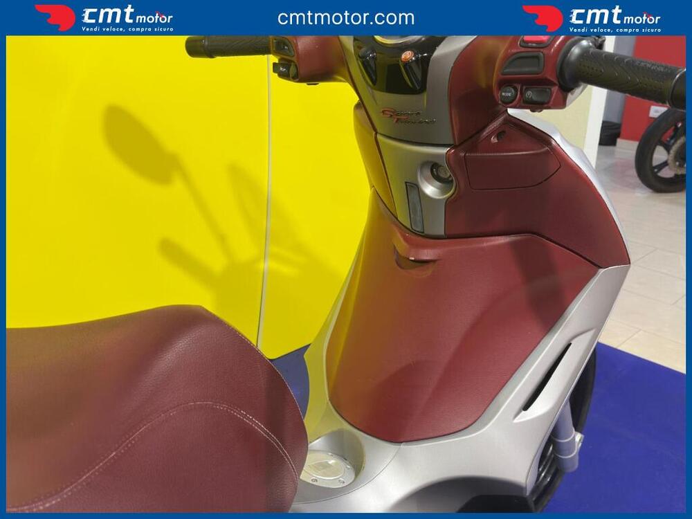 Piaggio Beverly 350 SportTouring ie ABS (2011 - 17) (6)