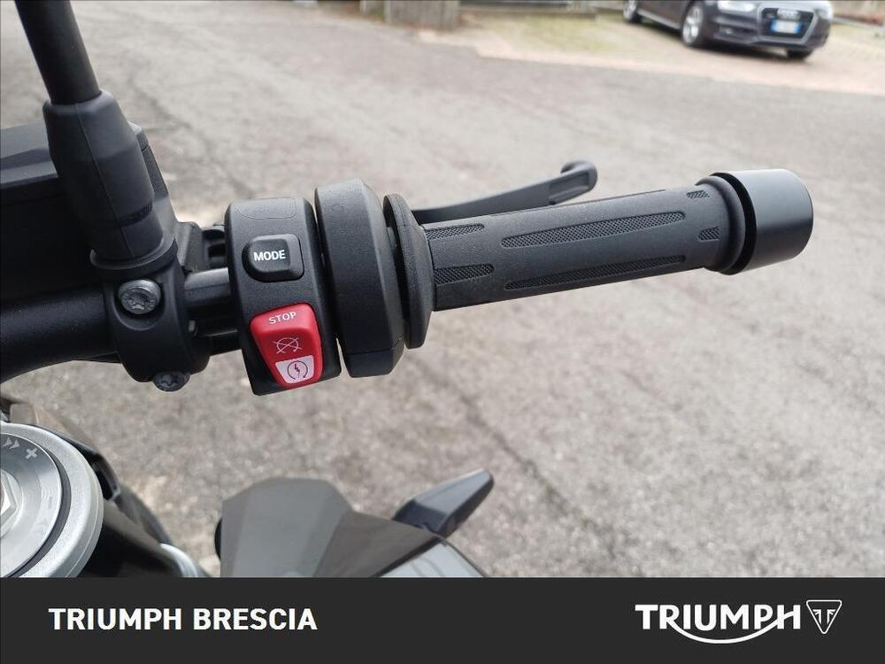 Bmw F 900 R (2025 - 26) (11)