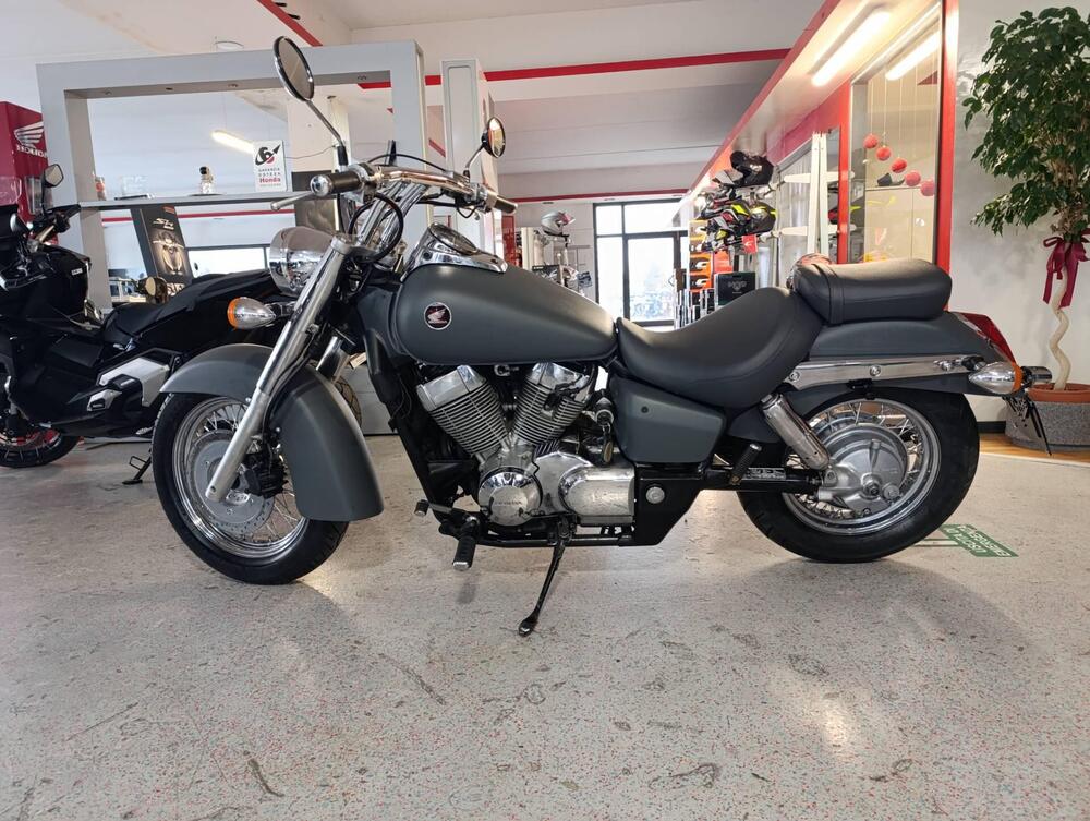 Honda VT 750 C2 Shadow (1998 - 03) (2)