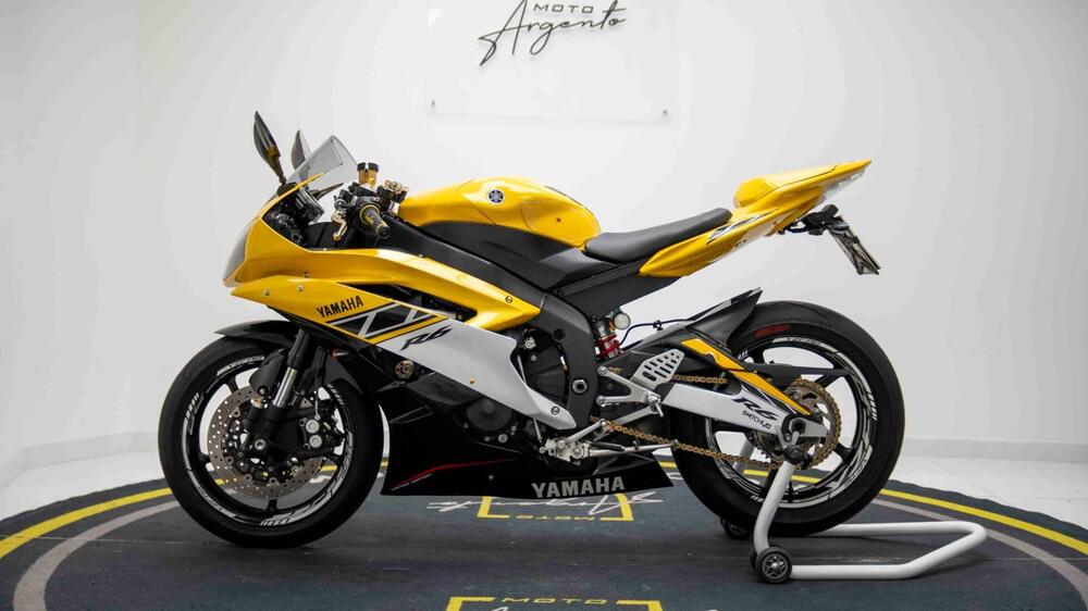 Yamaha YZF R6 (2008 - 09) (6)