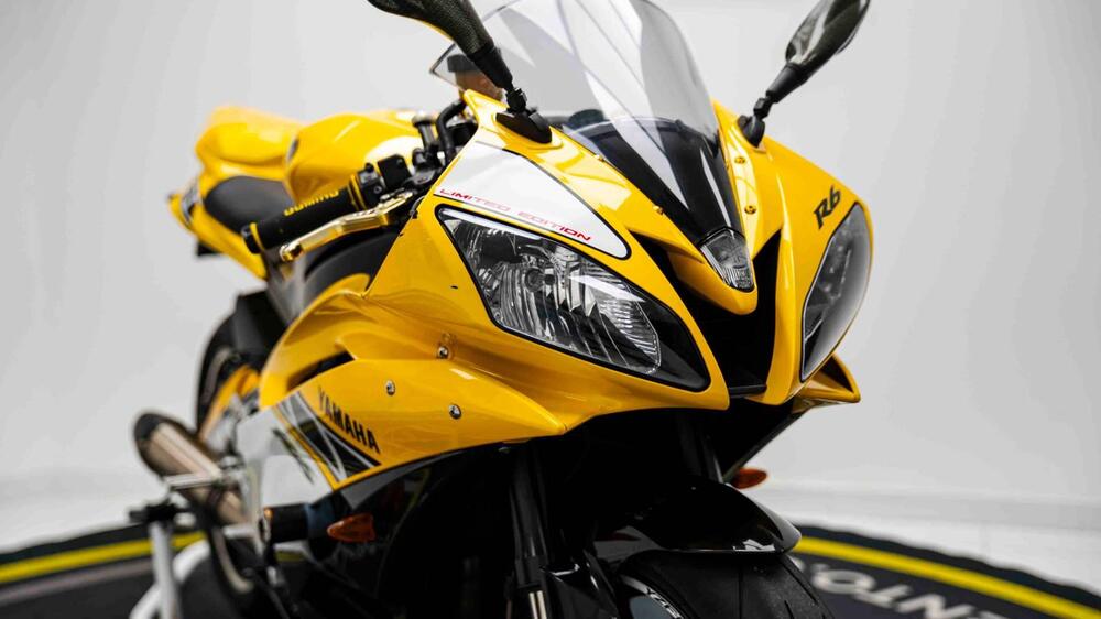 Yamaha YZF R6 (2008 - 09) (16)