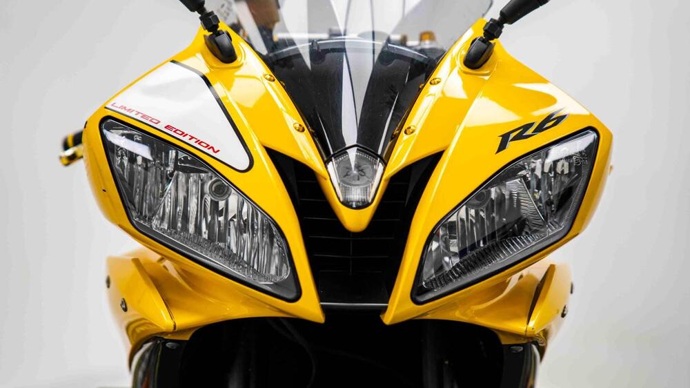 Yamaha YZF R6 (2008 - 09) (17)