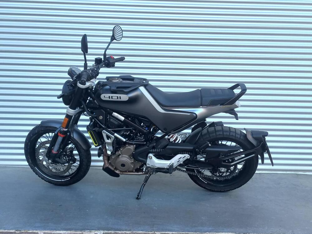 Husqvarna Svartpilen 401 (2021 - 23) (5)