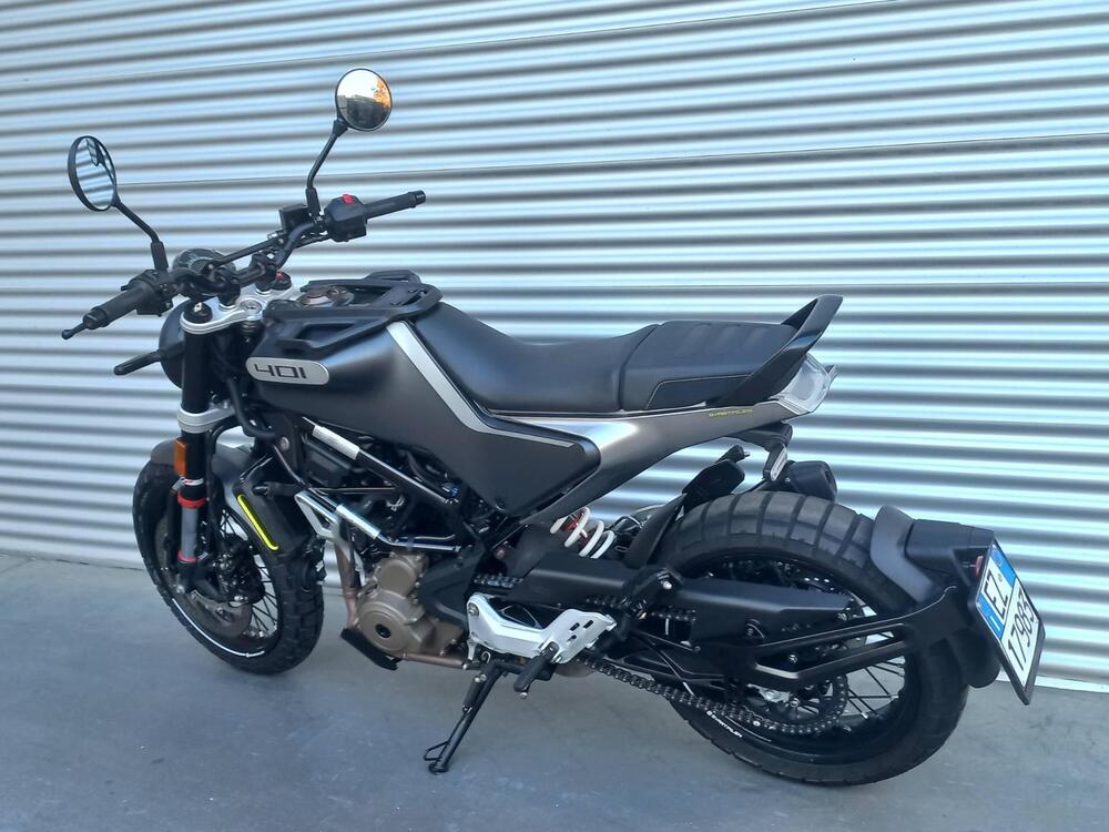 Husqvarna Svartpilen 401 (2021 - 23) (6)