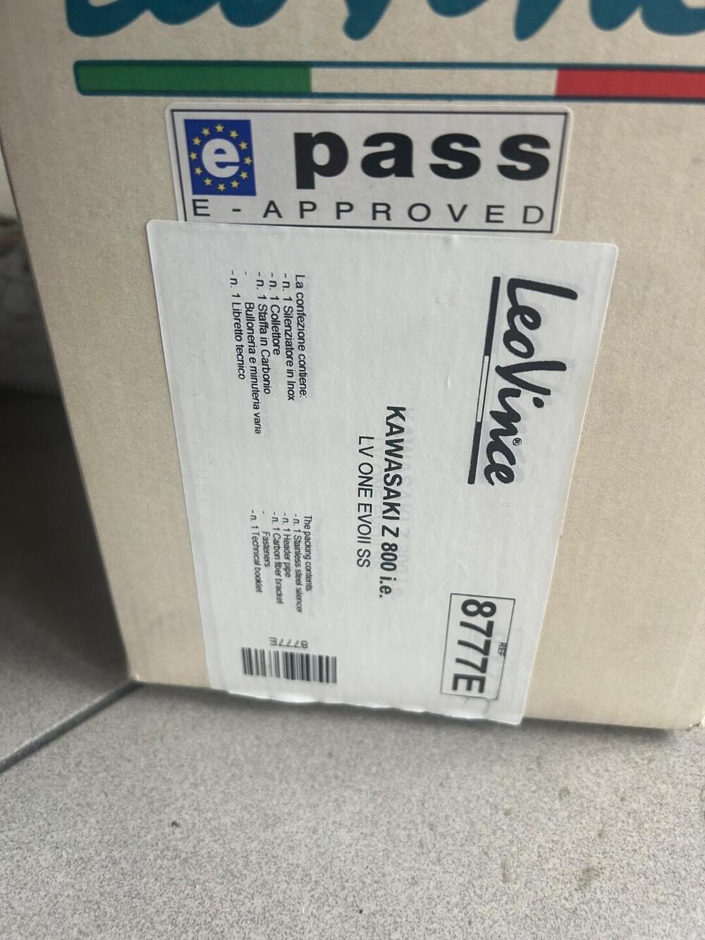 Scarico per Kawasaki z800 del 2013-2016 Leovince (3)