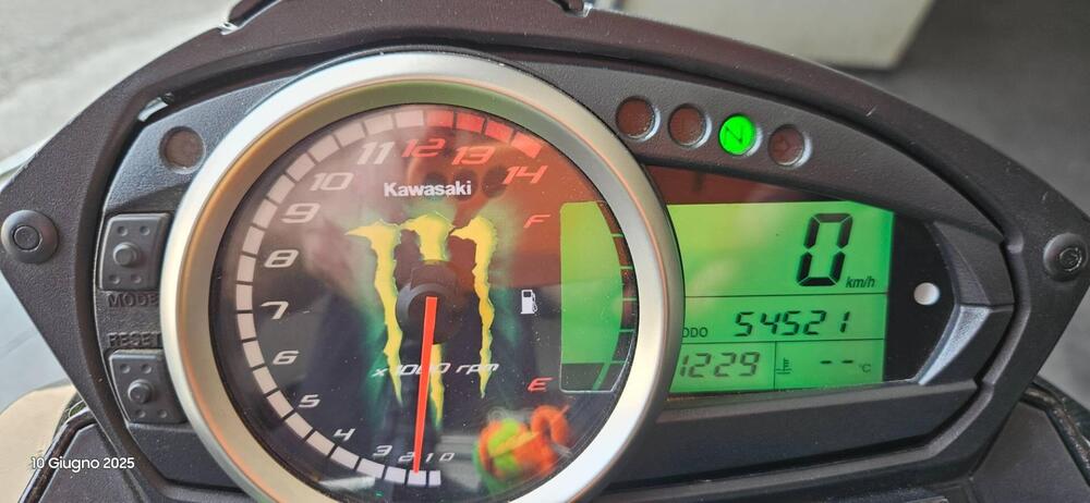 Kawasaki Z 750 (2007 - 14) (6)