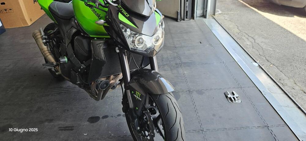 Kawasaki Z 750 (2007 - 14) (11)