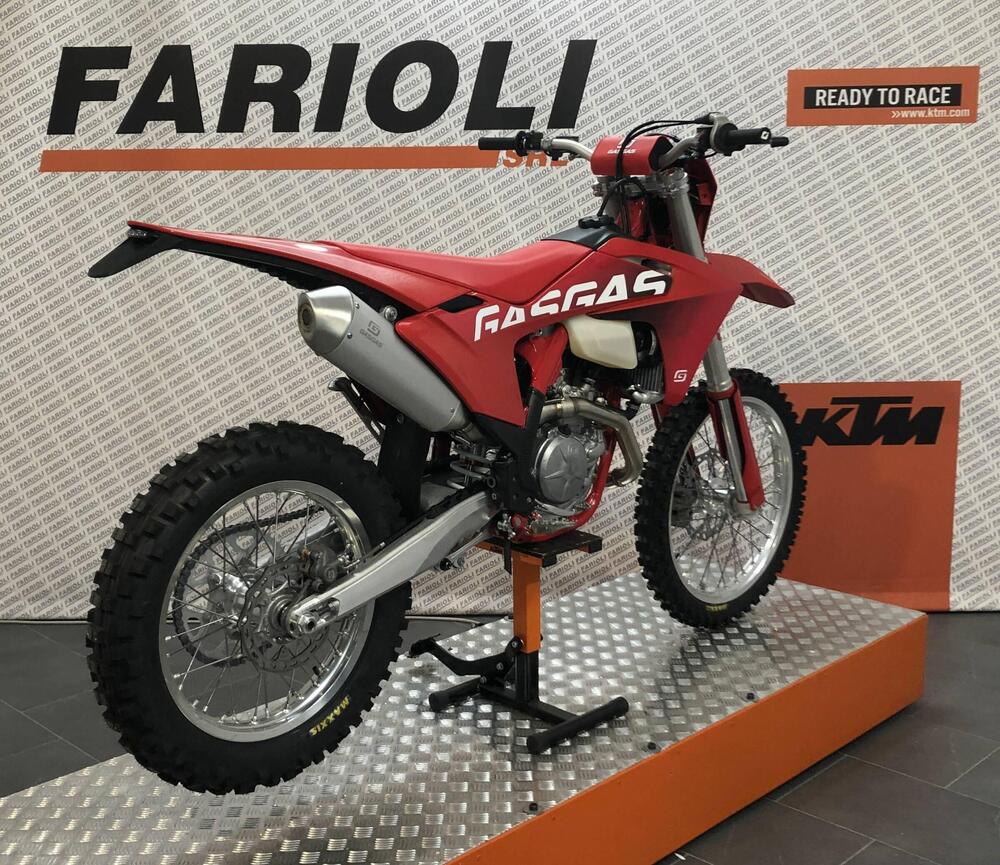 GASGAS EC 450 F (2024) (2)