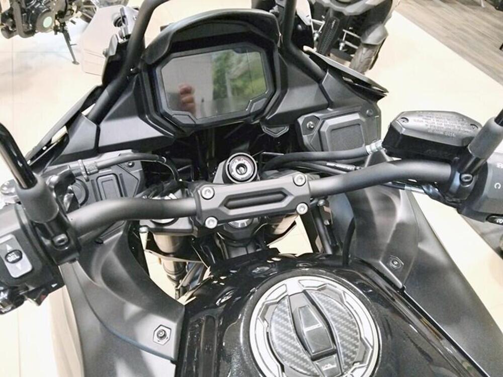 Kawasaki Versys 650 (2025 - 26) (4)