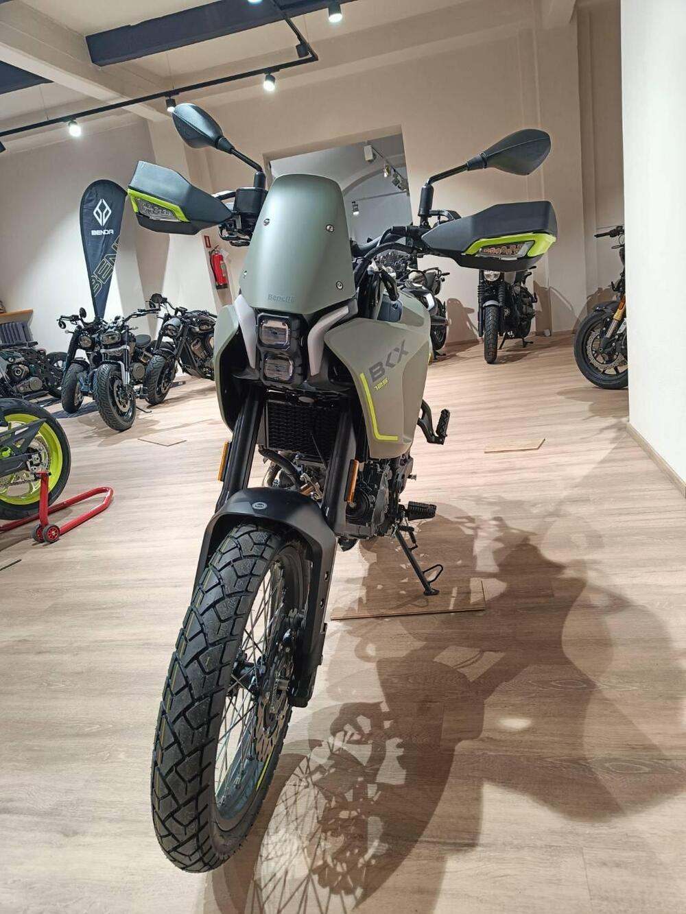 Benelli BKX 125 (2026) (2)