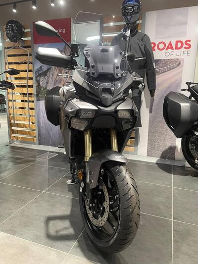 Yamaha Tracer 9 GT Y-AMT (2025 - 26) nuova