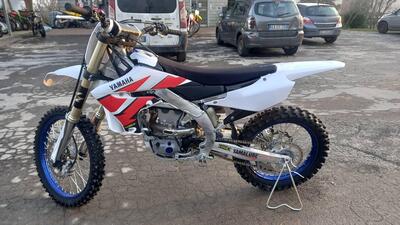 Yamaha YZ 450 F (2018) usata