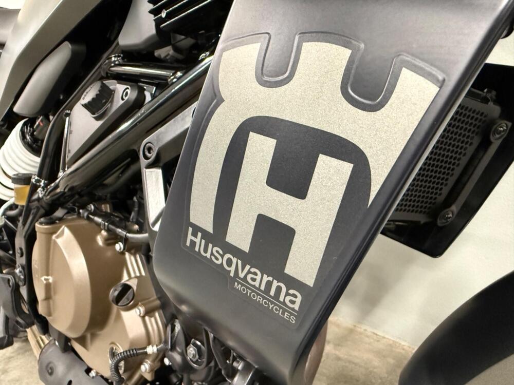 Husqvarna Svartpilen 401 (2024 - 26) (16)