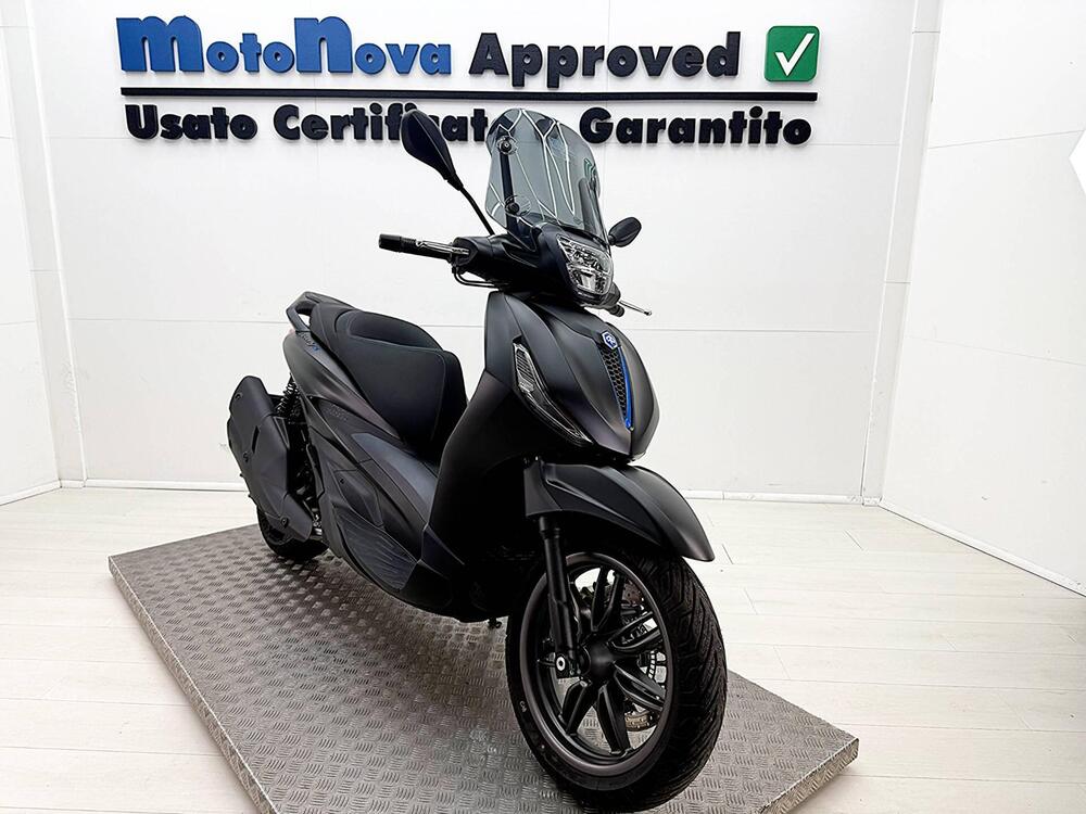 Piaggio Beverly 400 S (2025 - 26) (3)