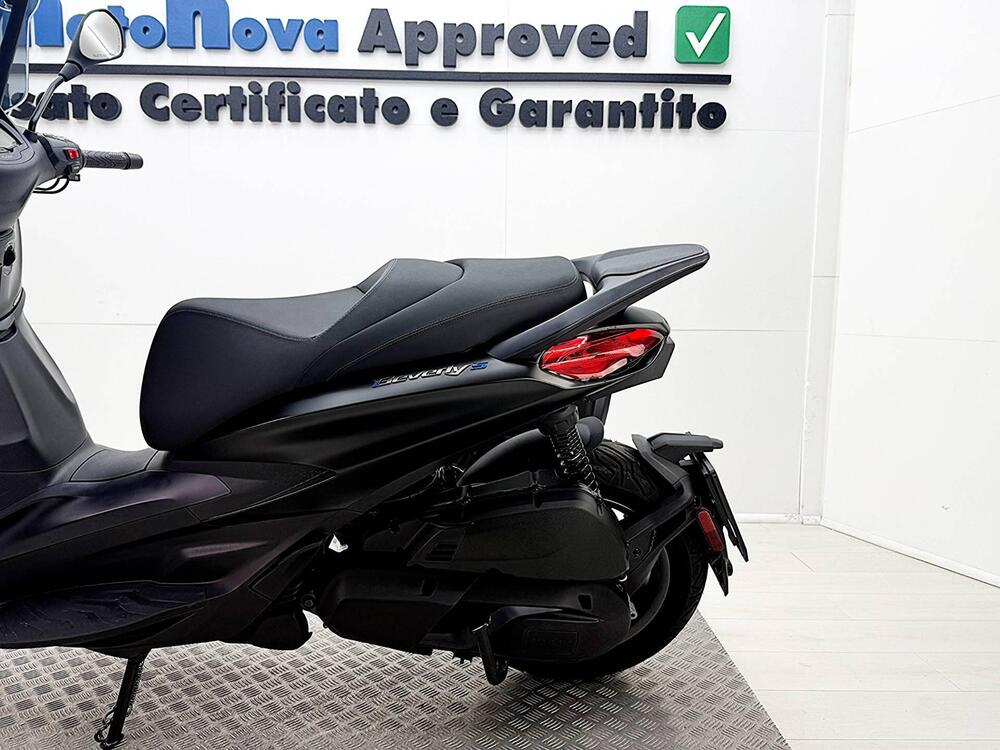 Piaggio Beverly 400 S (2025 - 26) (14)