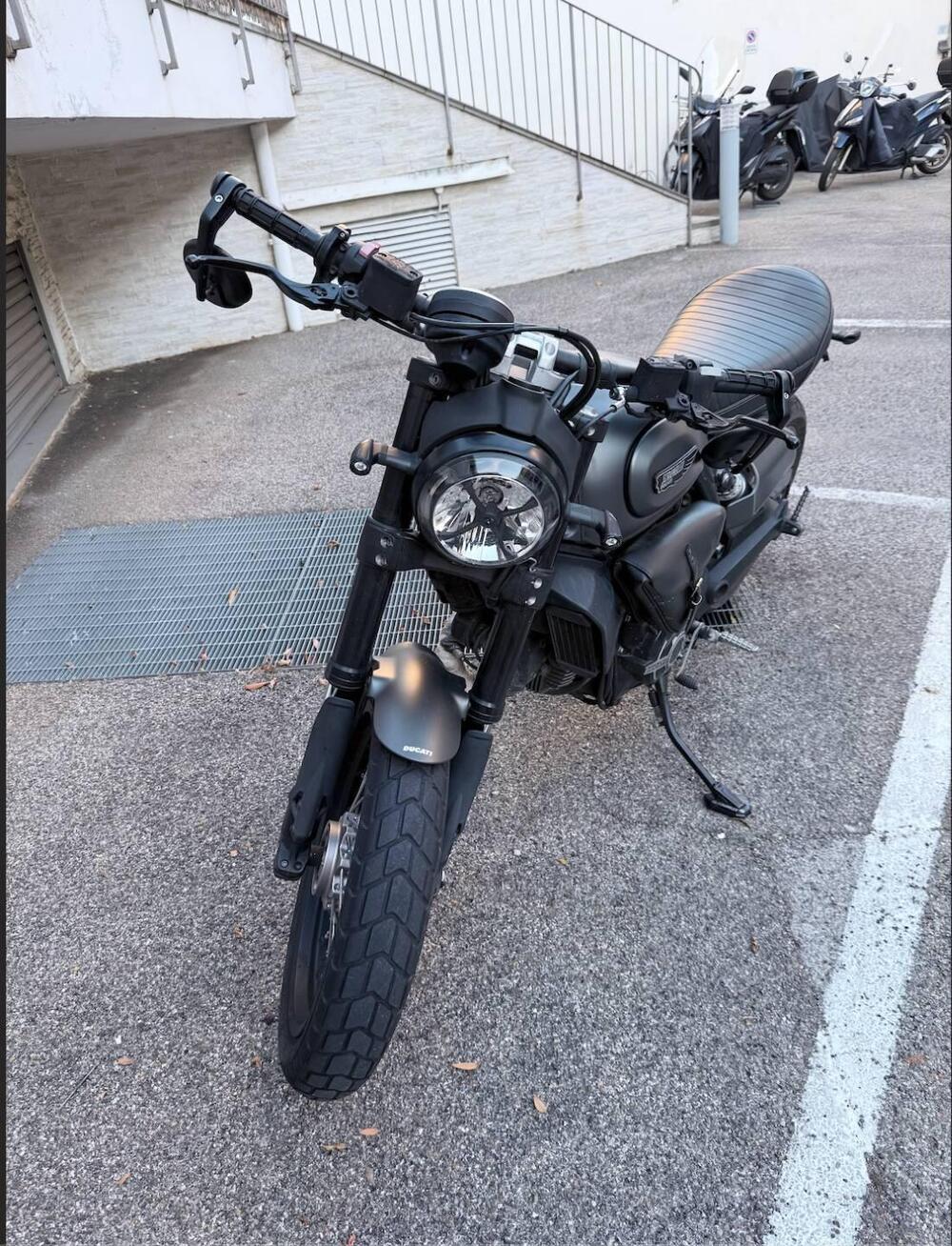 Ducati Scrambler 800 Night Shift (2021 - 22) (5)