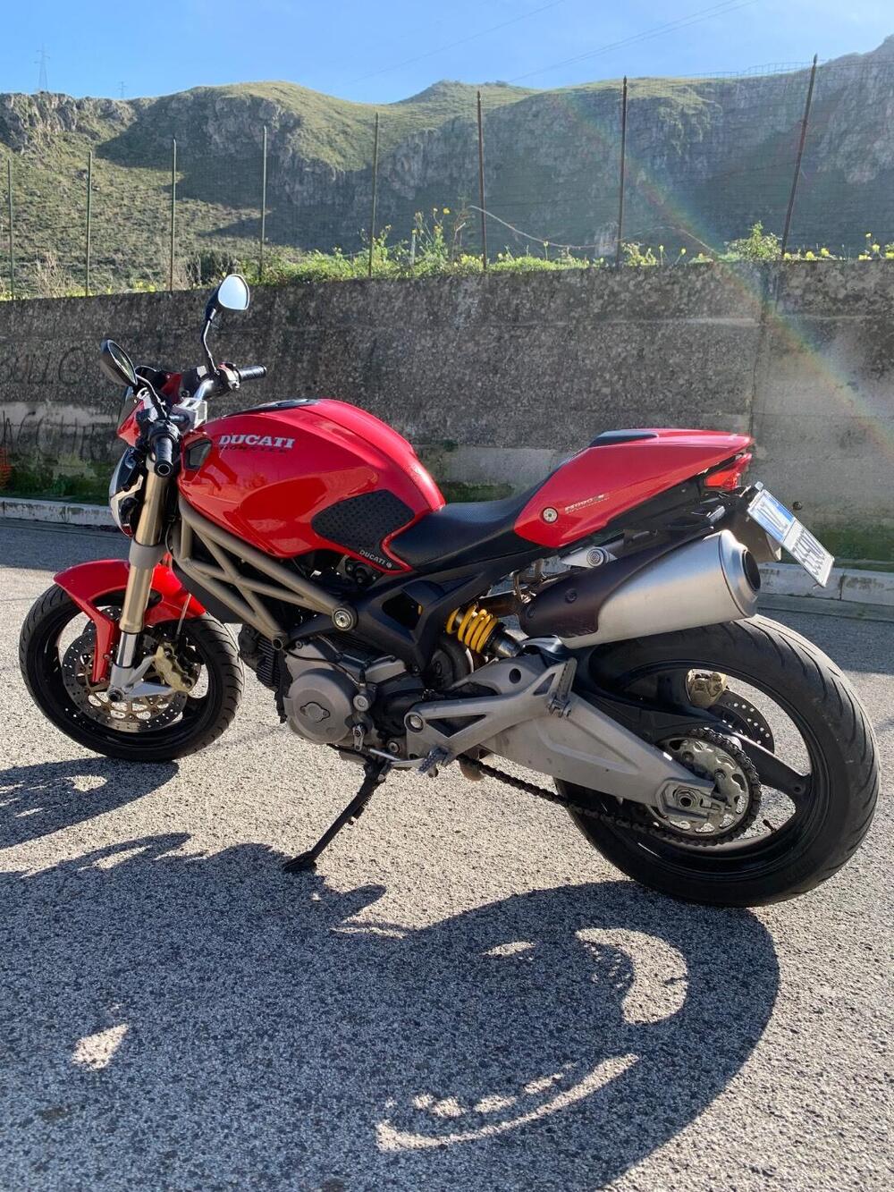 Ducati Monster 696 ABS (2009 - 14) (2)