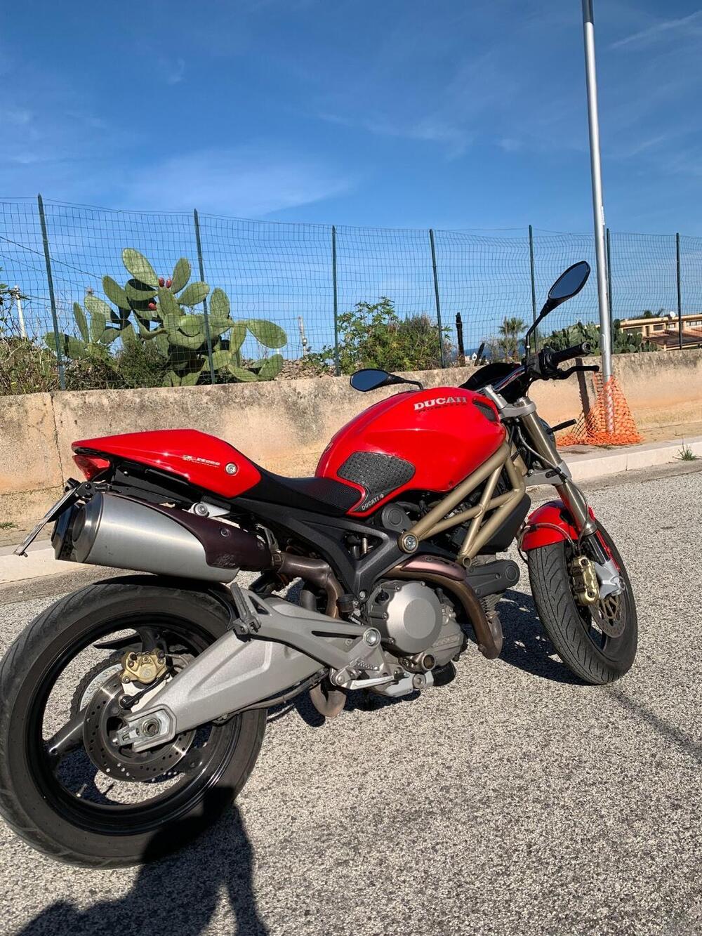 Ducati Monster 696 ABS (2009 - 14) (3)