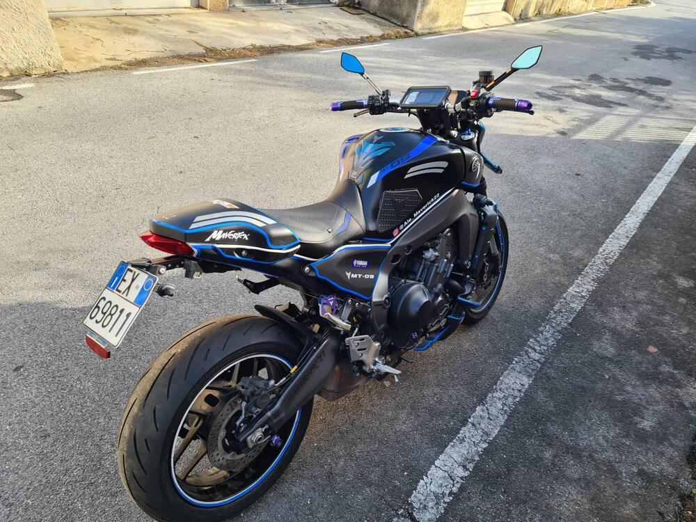 Yamaha MT-09 (2021 - 23) (6)