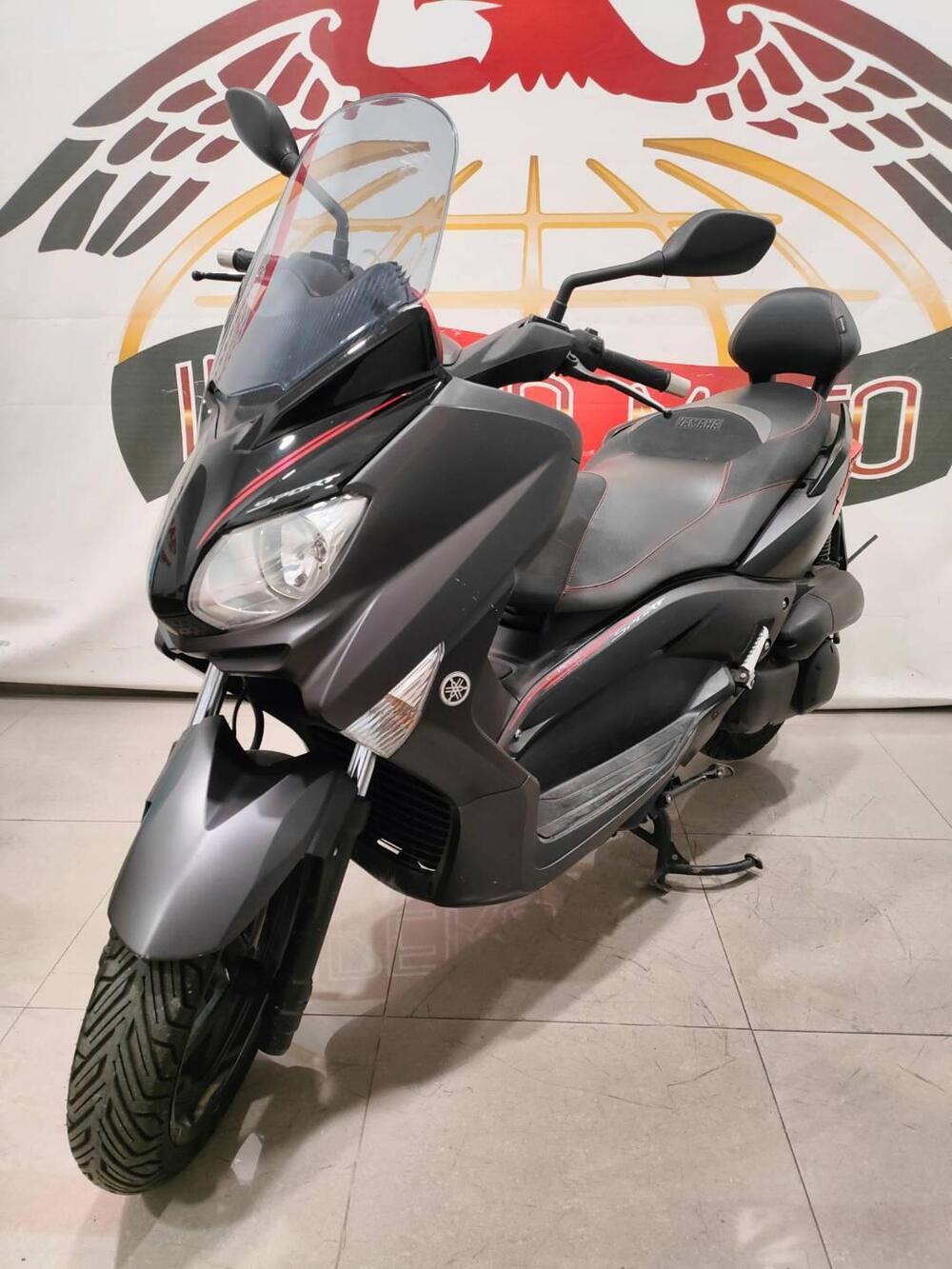 Yamaha X-Max 250 (2014 - 16) (3)