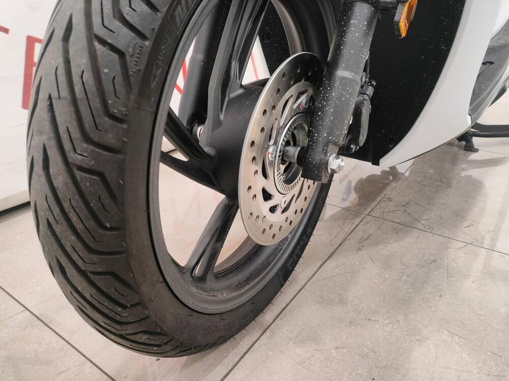 Honda SH 150i Sport (2024 - 25) (7)