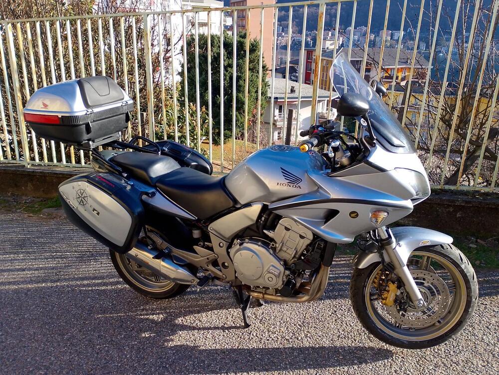 Honda CBF 1000 ST (2)