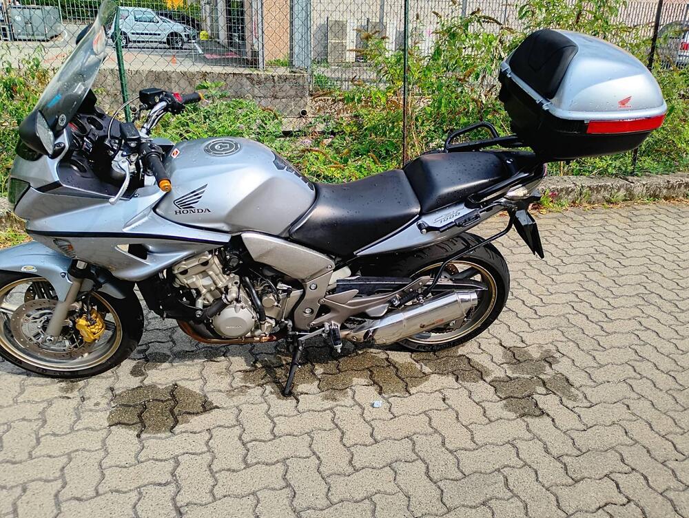 Honda CBF 1000 ST (6)
