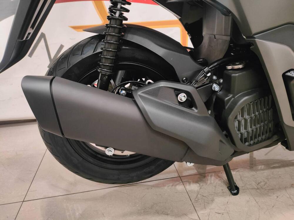 Voge Sfida SR16 200 (2025 - 26) (6)