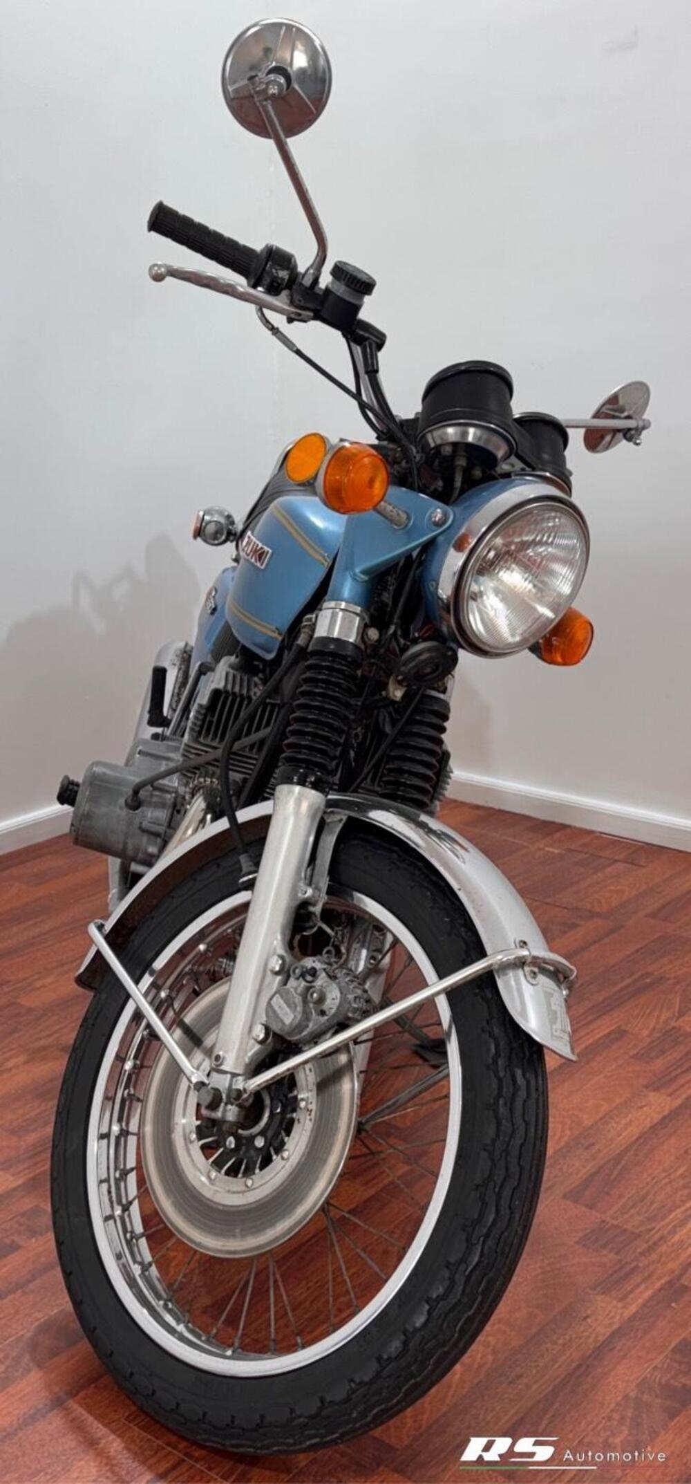 Suzuki GT550 (7)
