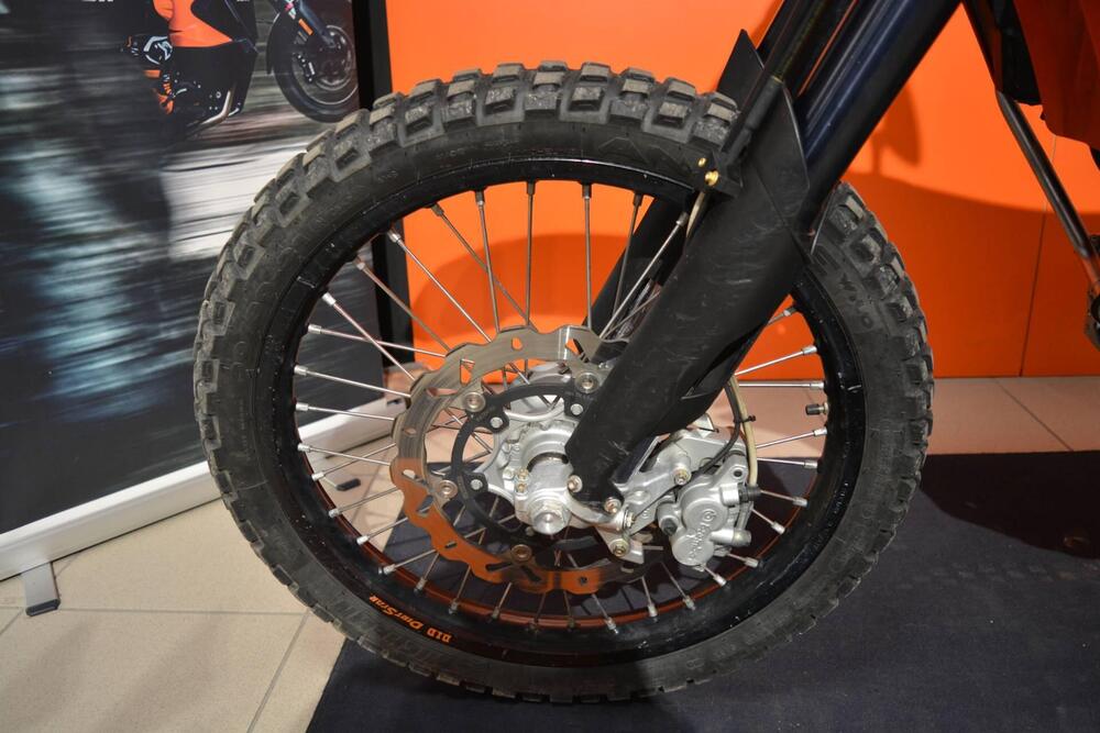 KTM 690 Enduro R (2012 - 17) (14)