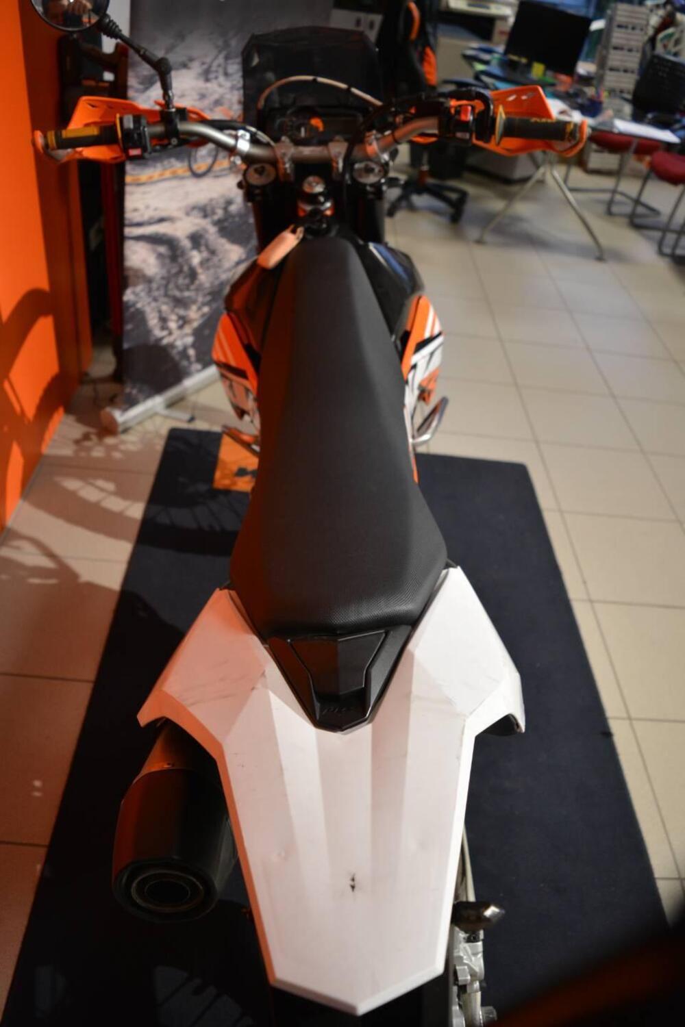 KTM 690 Enduro R (2012 - 17) (8)