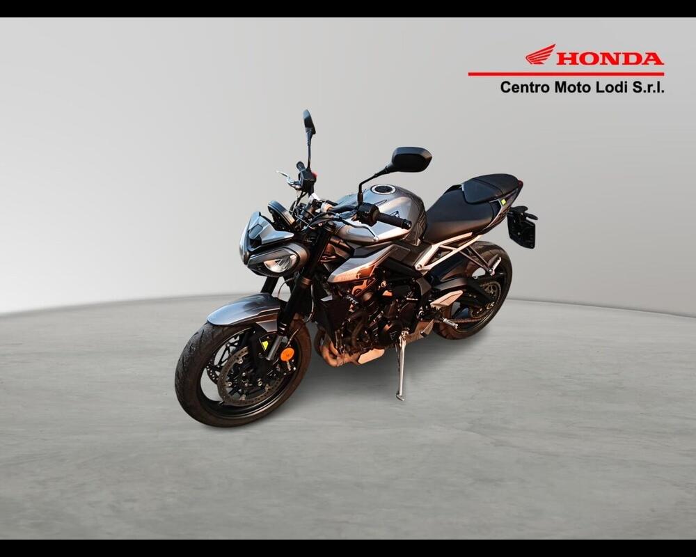 Triumph Street Triple 765 R (2023 - 26) (4)