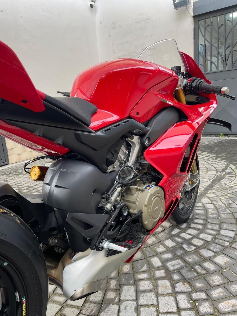 Ducati Panigale V4 S (2022 - 24) (4)