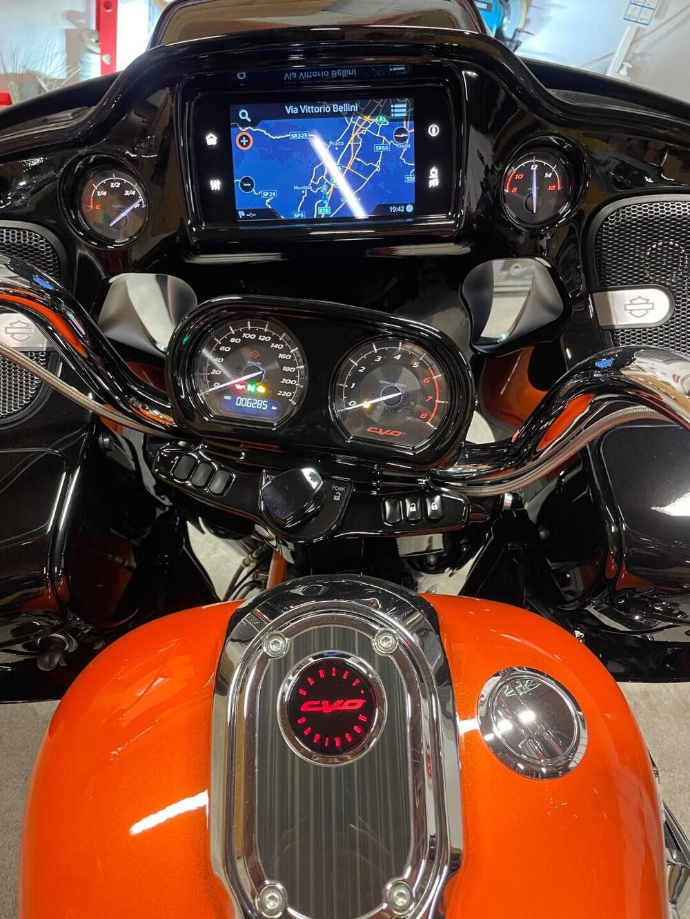 Harley-Davidson CVO Road Glide Limited (2022) (6)