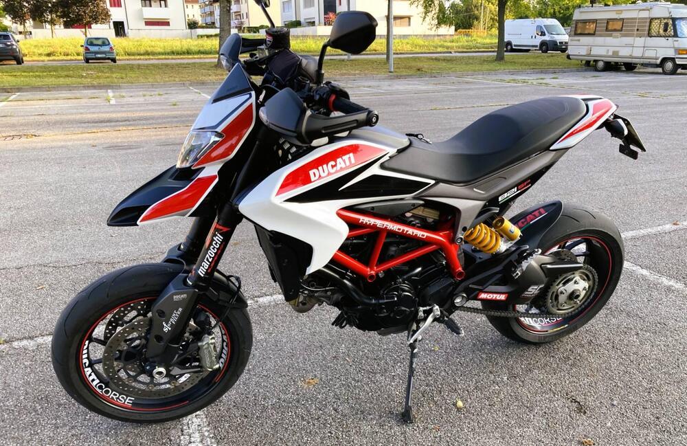 Ducati Hypermotard 821 SP (2013 - 15) (2)