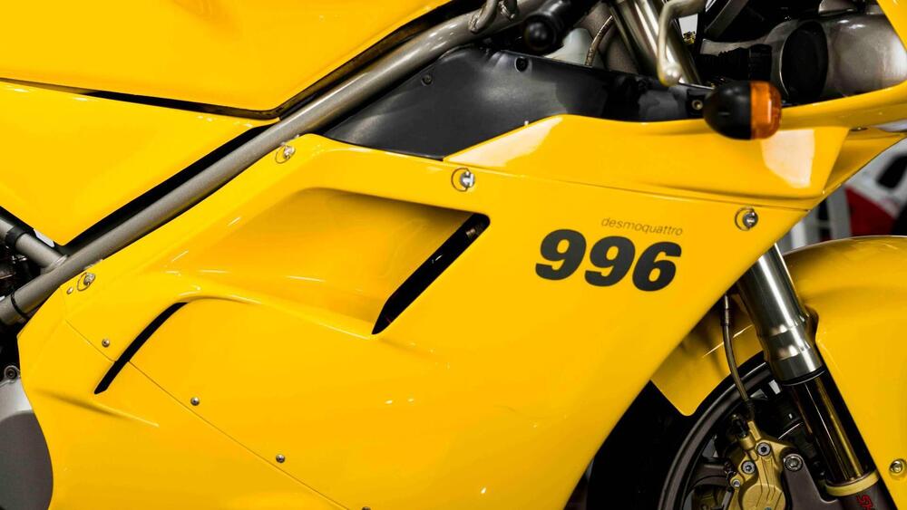 Ducati 996 Biposto (1998 - 01) (15)