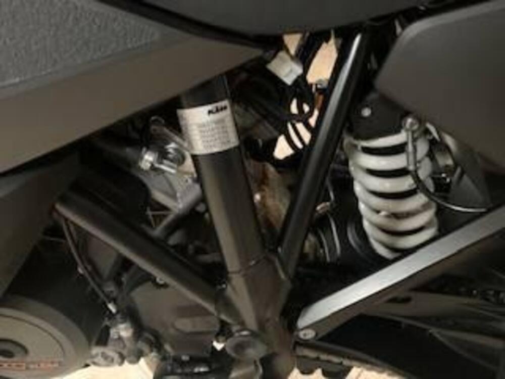 KTM 1290 Super Adventure S (2022 - 25) (3)