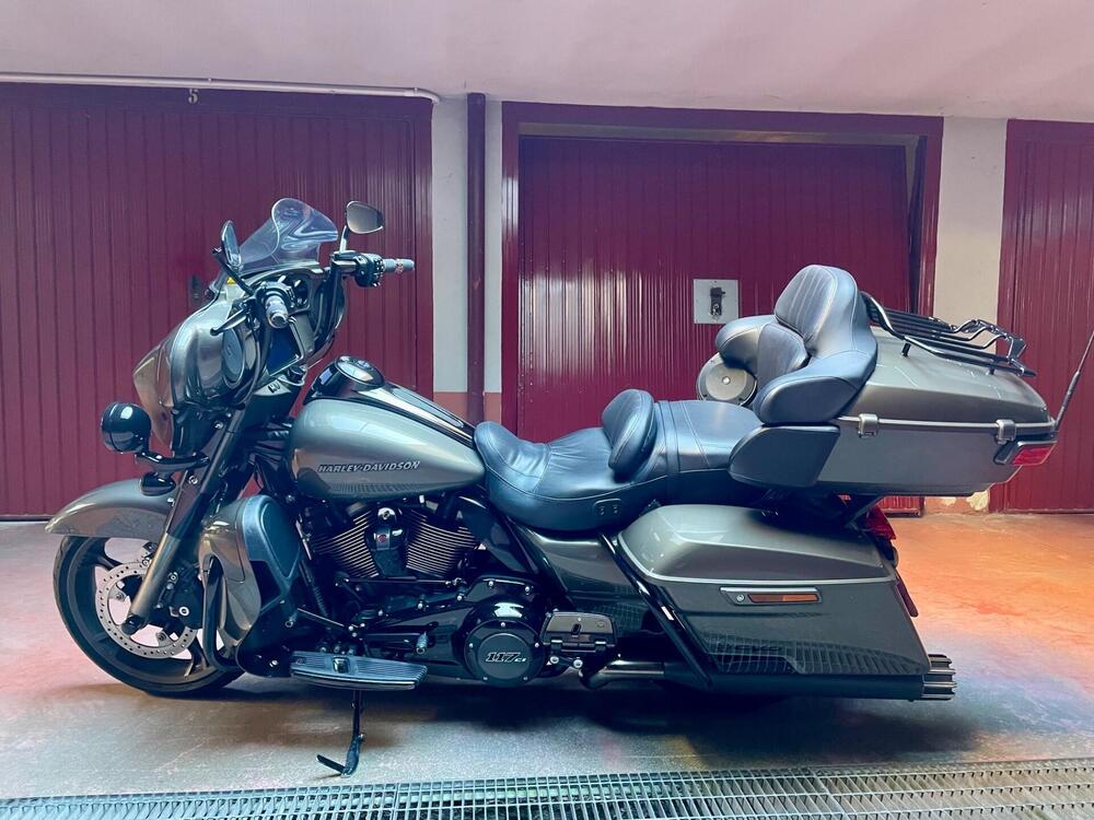 Harley-Davidson 117 Limited (2021) - FLHTKSE (8)