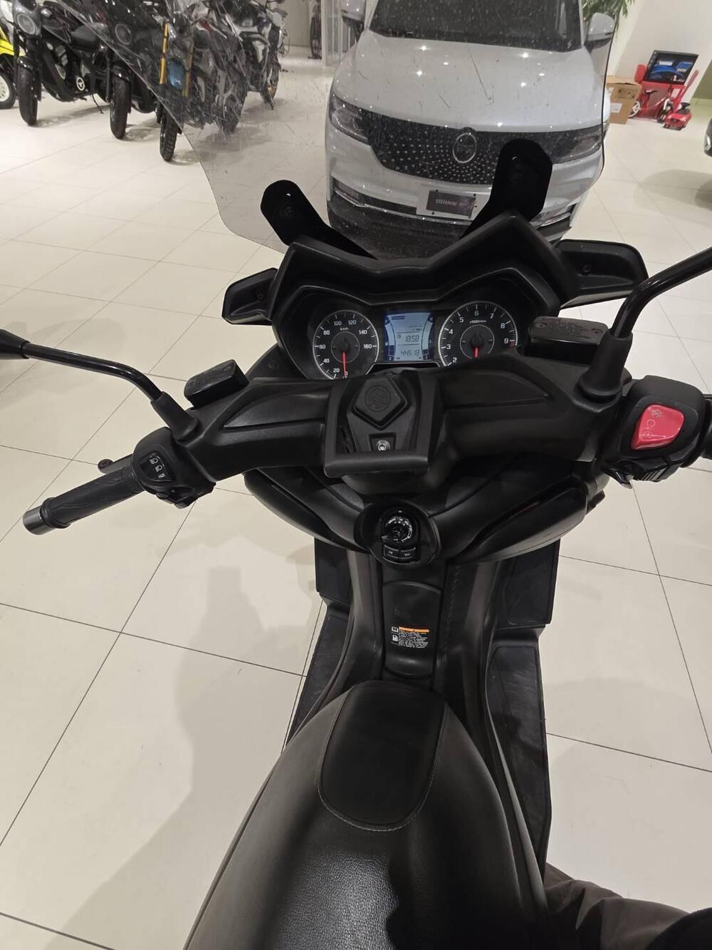 Yamaha X-Max 300 ABS (2017 - 20) (6)